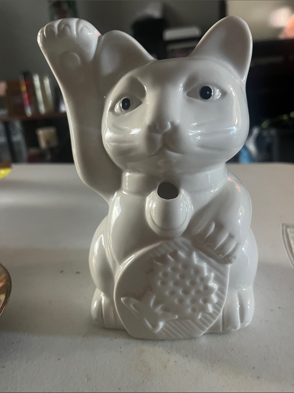 White Ceramic Lucky Cat Figurine Wall Decor